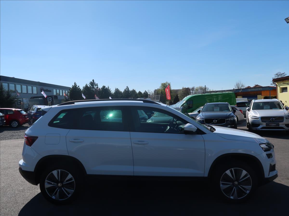 skoda-karoq-2-0-tdi-style-1majcr-serv-kn - 4