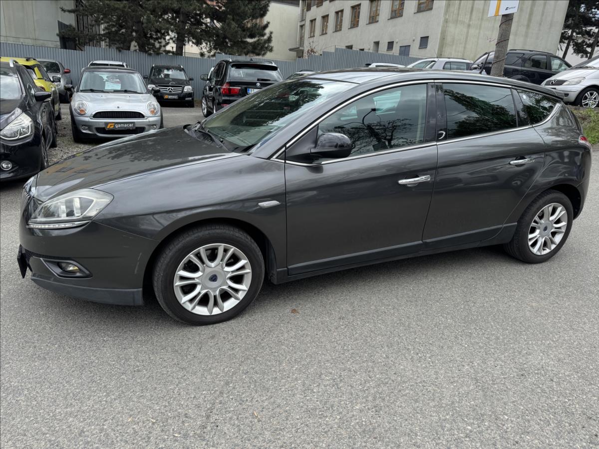 lancia-delta-2-0-2-0jtd-121kw - 2