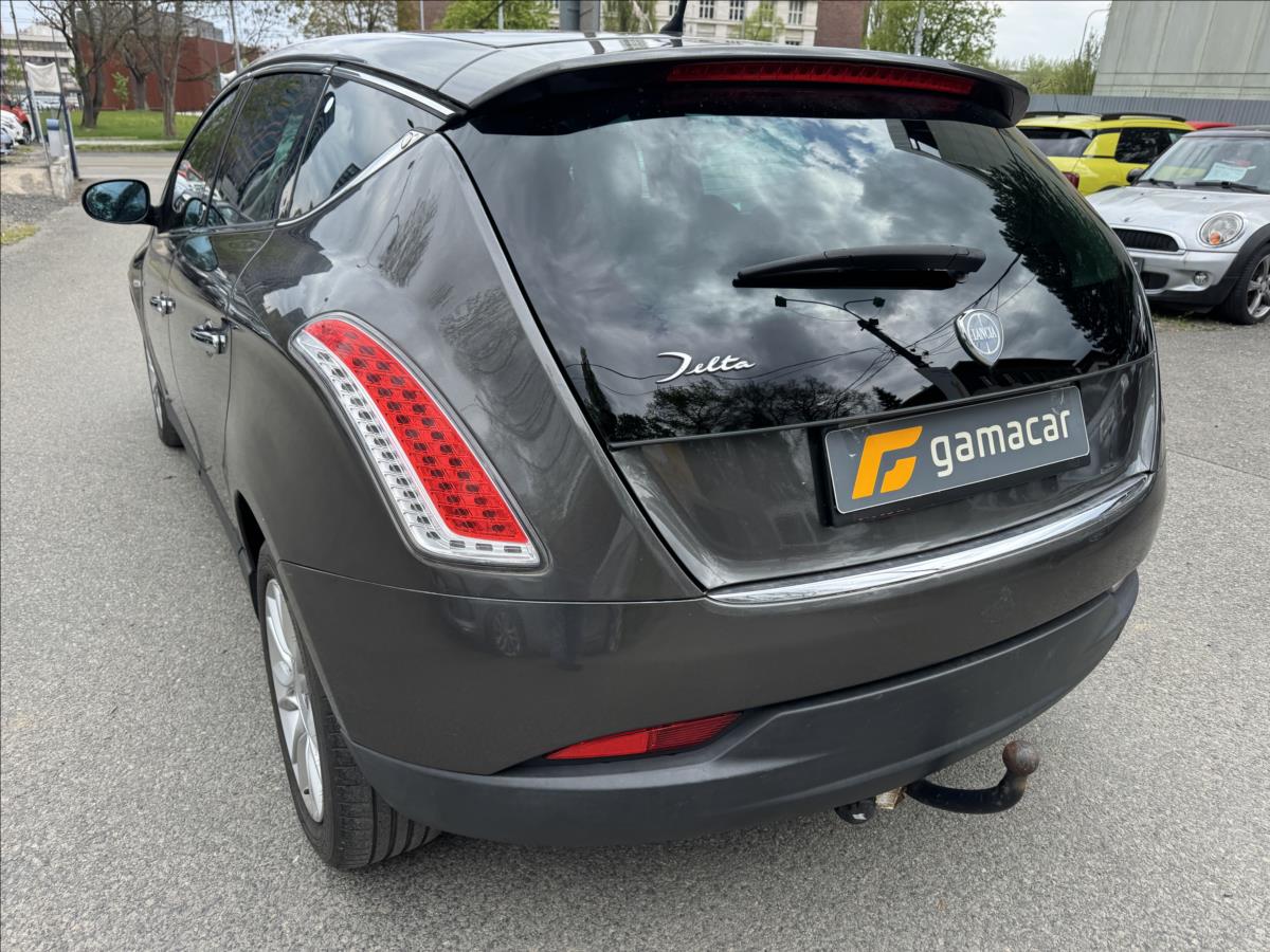 lancia-delta-2-0-2-0jtd-121kw - 6