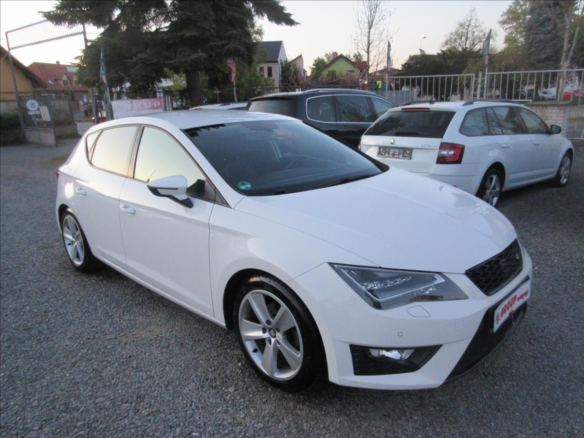 seat-leon-1-4-tsi-led-fr-top-stav - 1