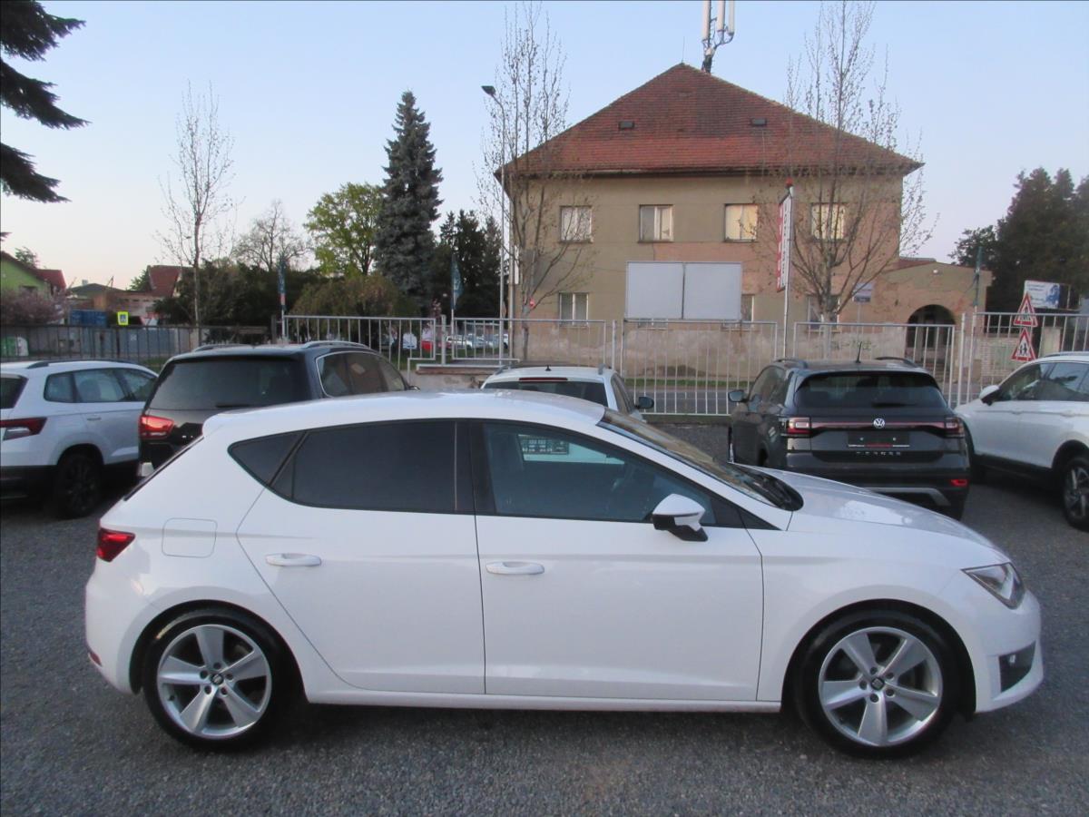 seat-leon-1-4-tsi-led-fr-top-stav - 3