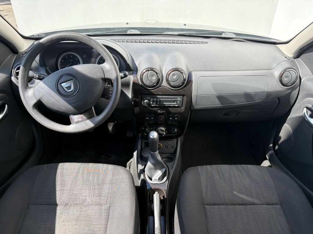 dacia-duster-1-6i-77kw-klima-tazne - 4