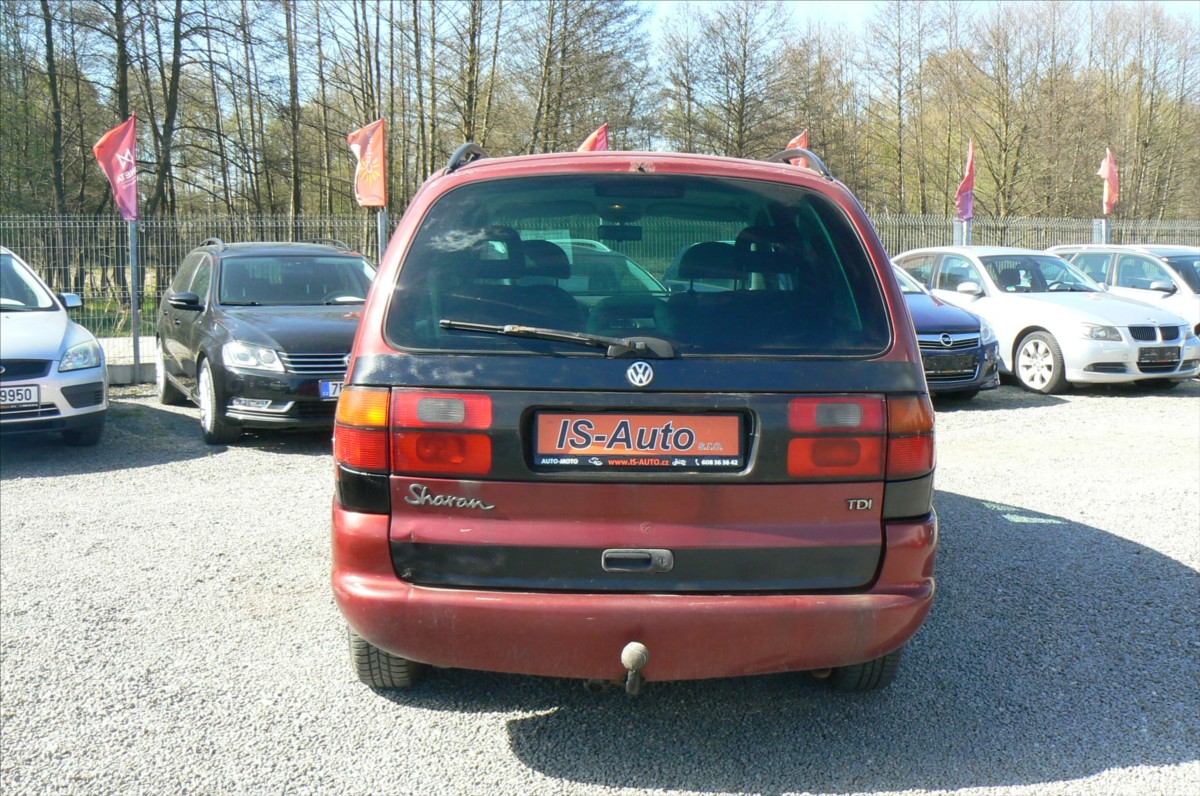 volkswagen-sharan-1-9-tdi-7-mist-eko-uhrazeno - 6