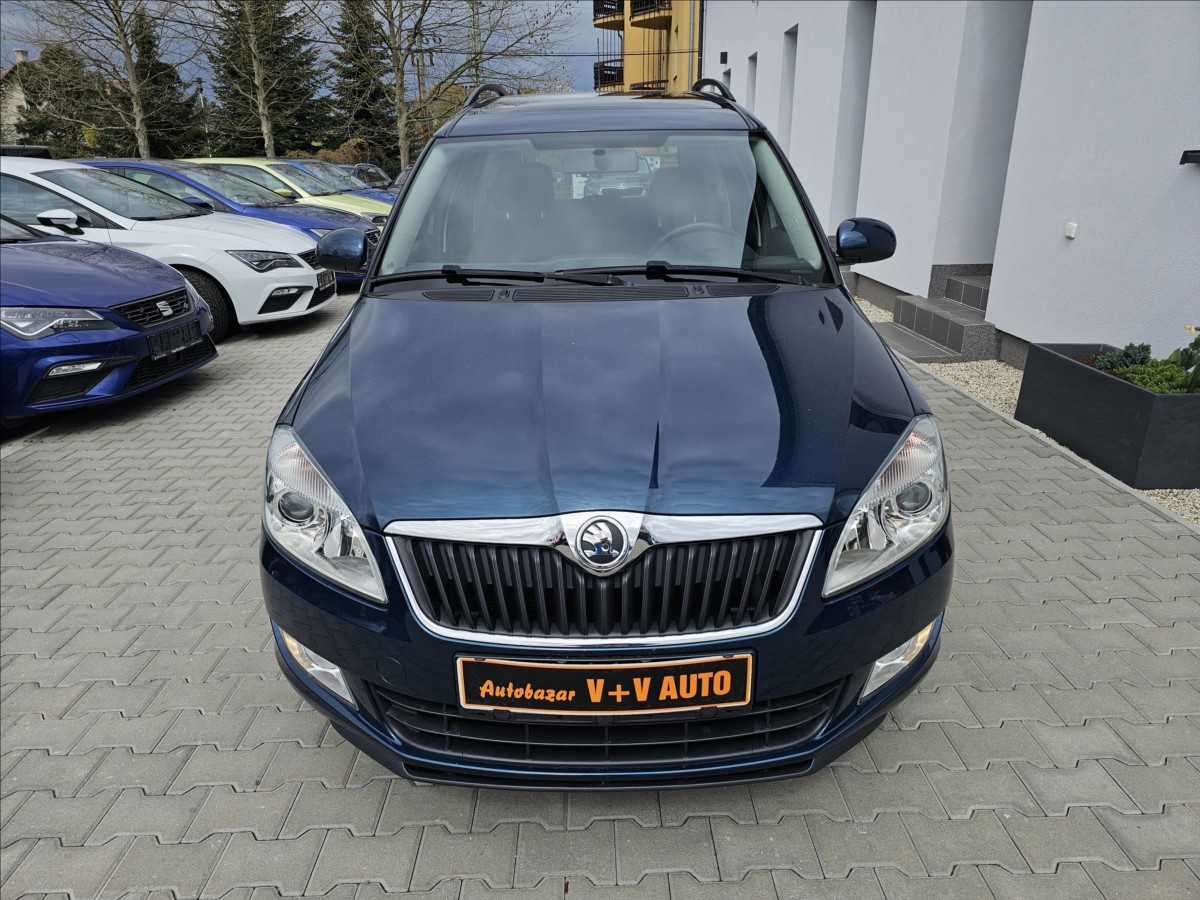 skoda-roomster-1-2-tsi-77kw-ambition-panorama - 1