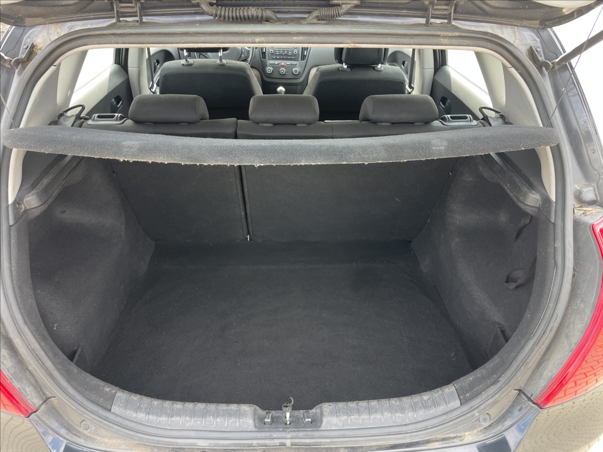 kia-ceed-1-4-cvvt-80kw-tazne-po-stk-nova-spojka - 8