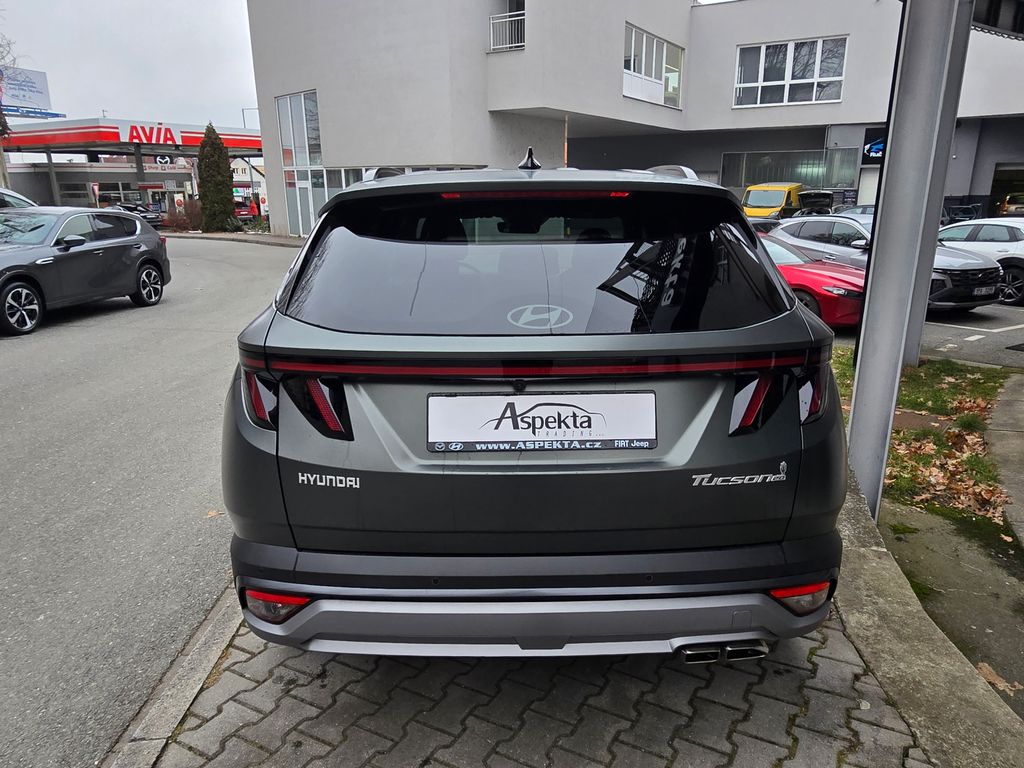 hyundai-tucson-1-6t-gdi-mt-20-years - 3