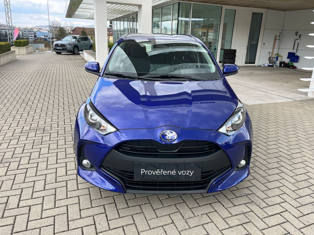 toyota-yaris-1-5-hybrid-e-cvt-comfort - 8