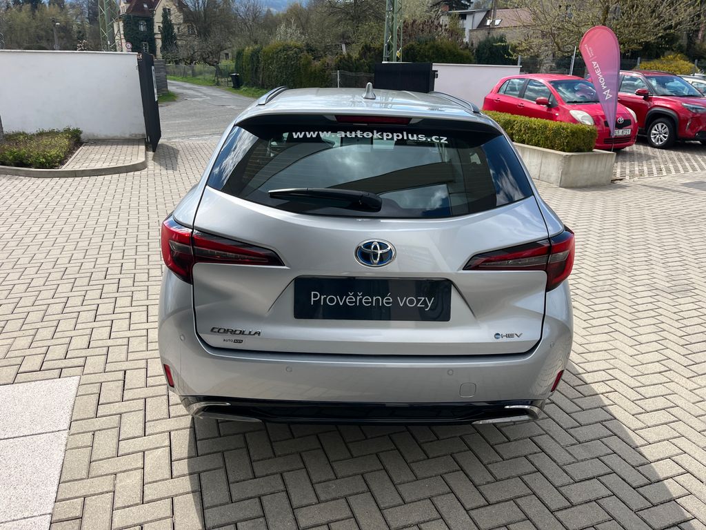 toyota-corolla-1-8-hybrid-e-cvt-comfort-tech - 4