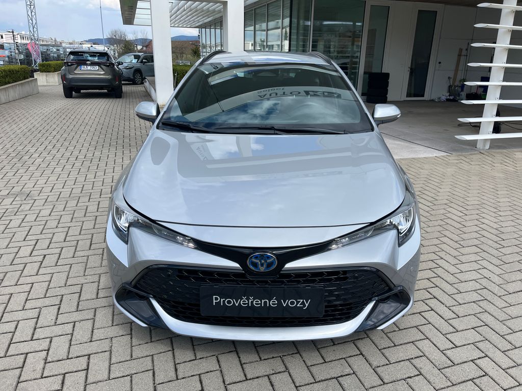 toyota-corolla-1-8-hybrid-e-cvt-comfort-tech - 8