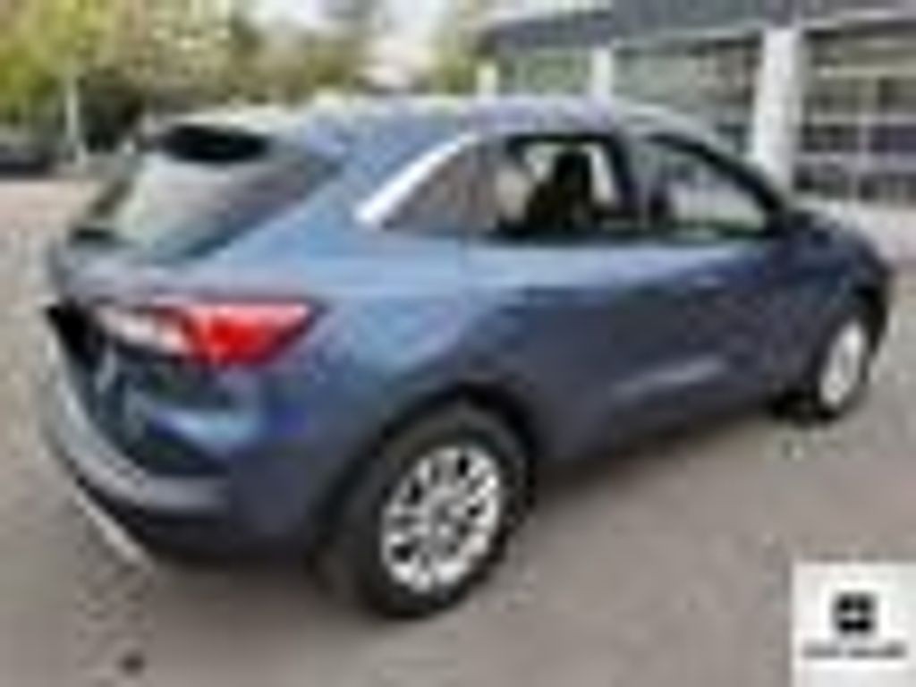 ford-kuga-2-5phev-2023-titaniun-x-1maj-z - 1