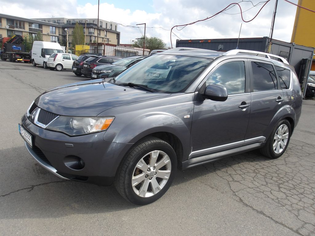 Mitsubishi Outlander 2,3i LPG+BENZIN  AUTOMAT !!!