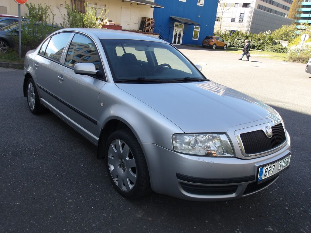 skoda-superb-1-9tdi-96kw - 4