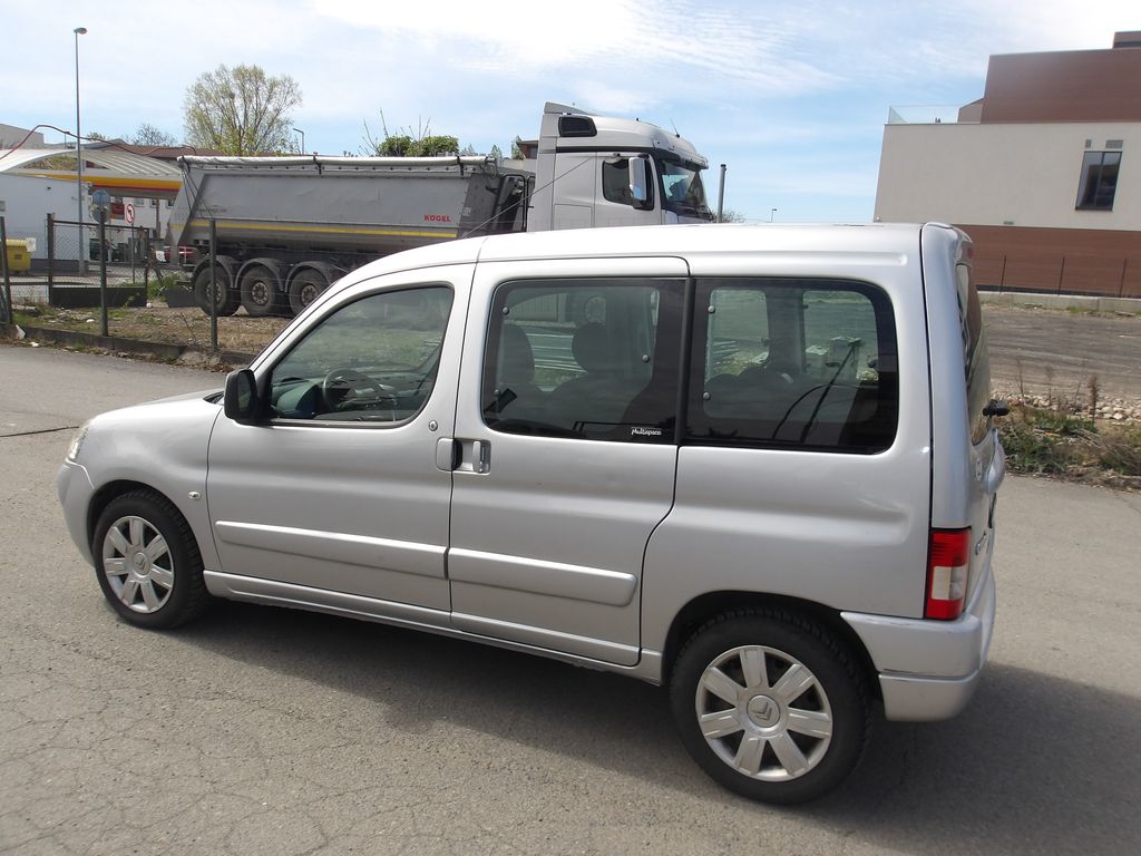 citroen-berlingo-1-6hdi-2xsoupacky - 3