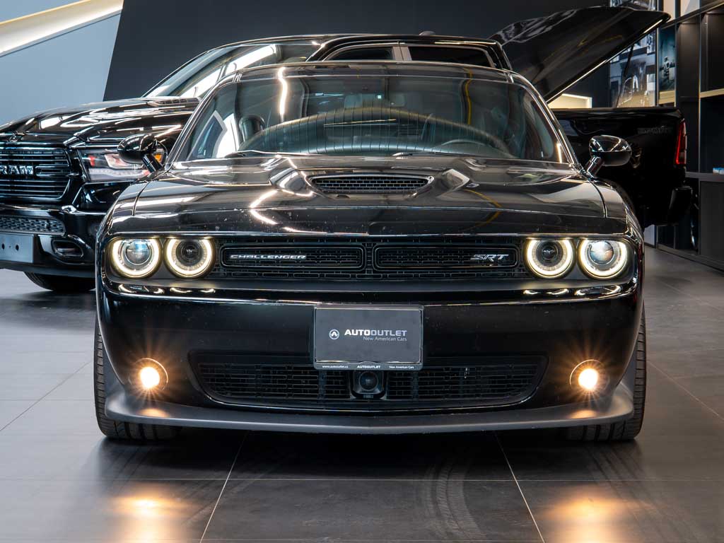 dodge-challenger-6-4-v8-srt-hemi - 8