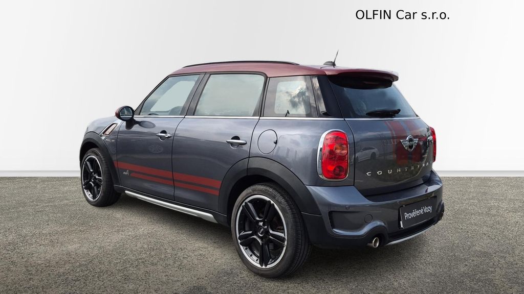 mini-countryman-2-0-sd-all4 - 6