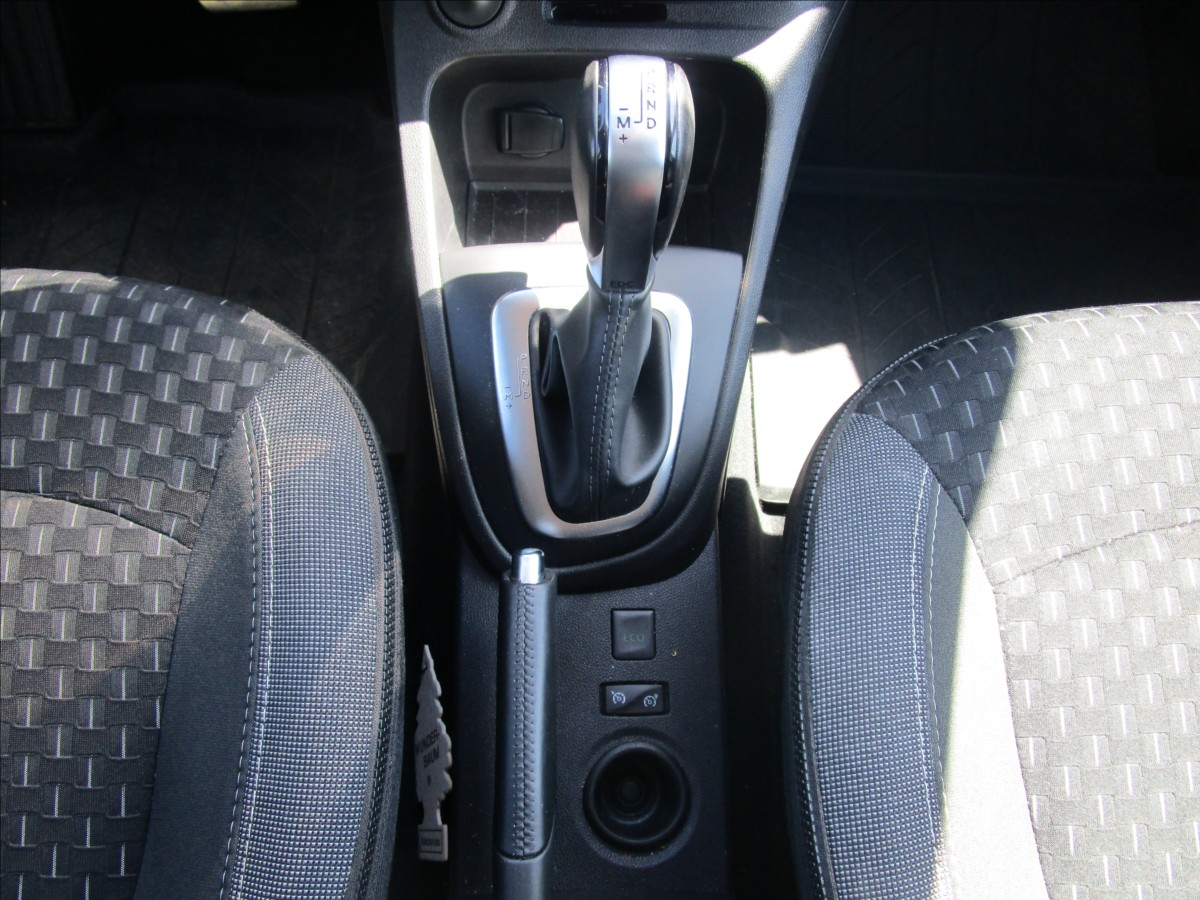 renault-captur-1-2tce-automat-klima-2-maj - 9