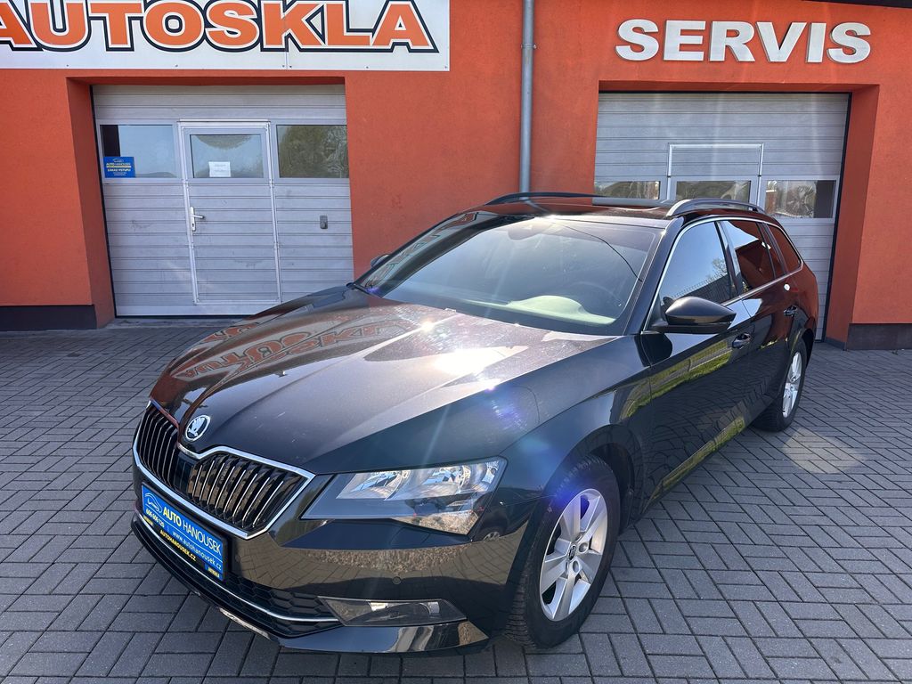 Škoda Superb Ambition 1.6 TDI 88KW DSG NAVI
