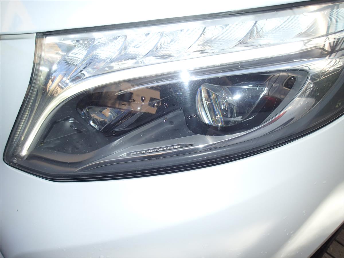 mercedes-benz-tridy-v-2-1-4-matic-cr-atm-7mist-dph - 3