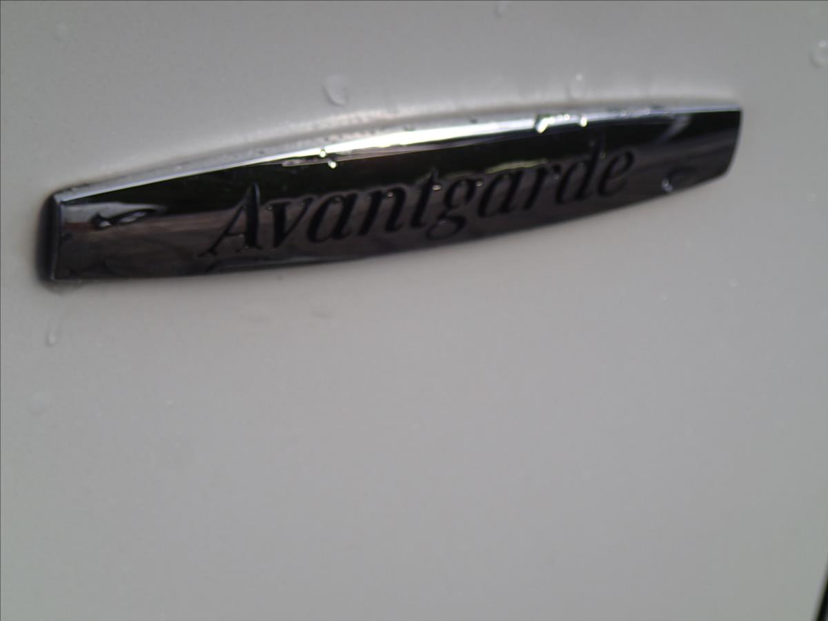 mercedes-benz-tridy-v-2-1-4-matic-cr-atm-7mist-dph - 6