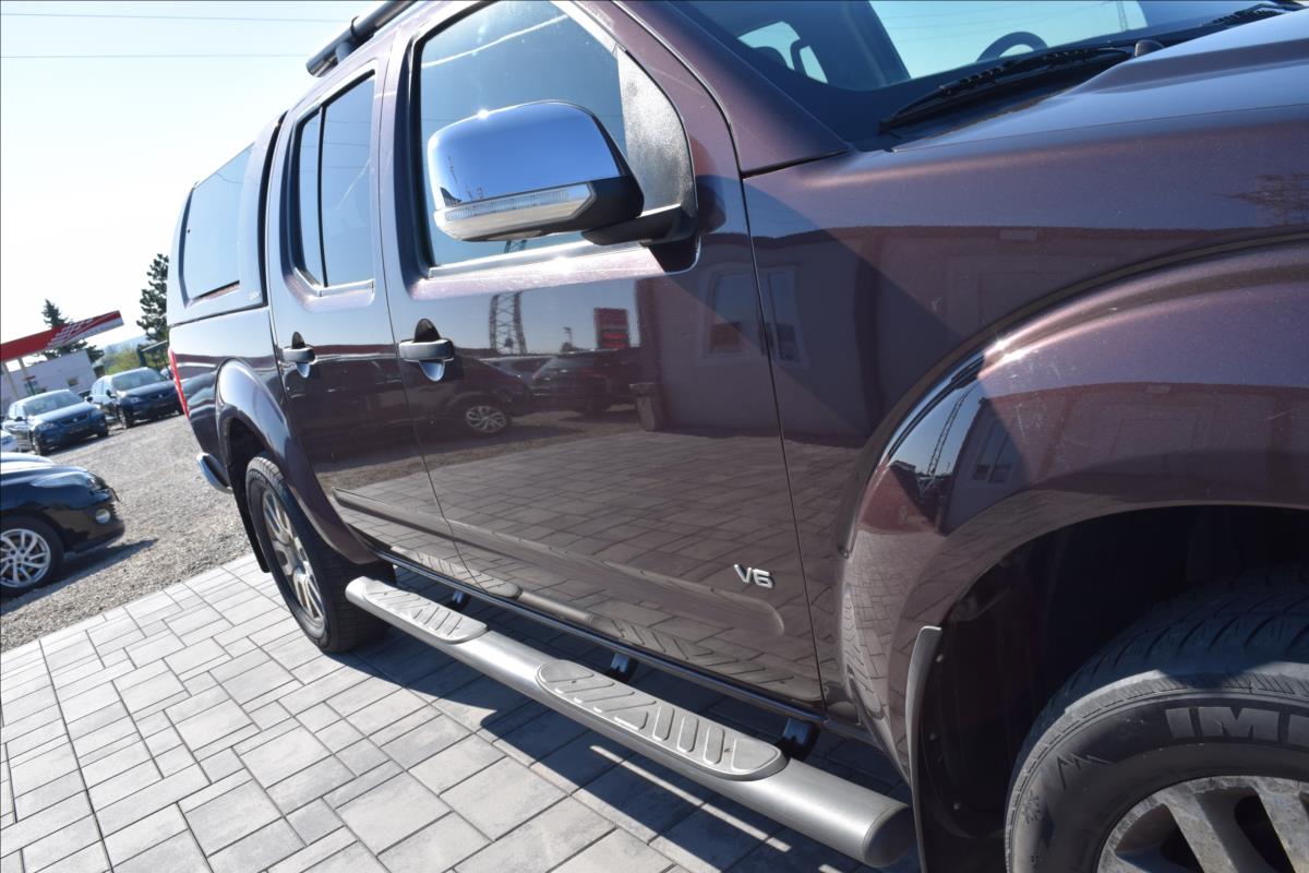 nissan-navara-3-0-dci-v6-170kw-tazne-4x4-alu - 8
