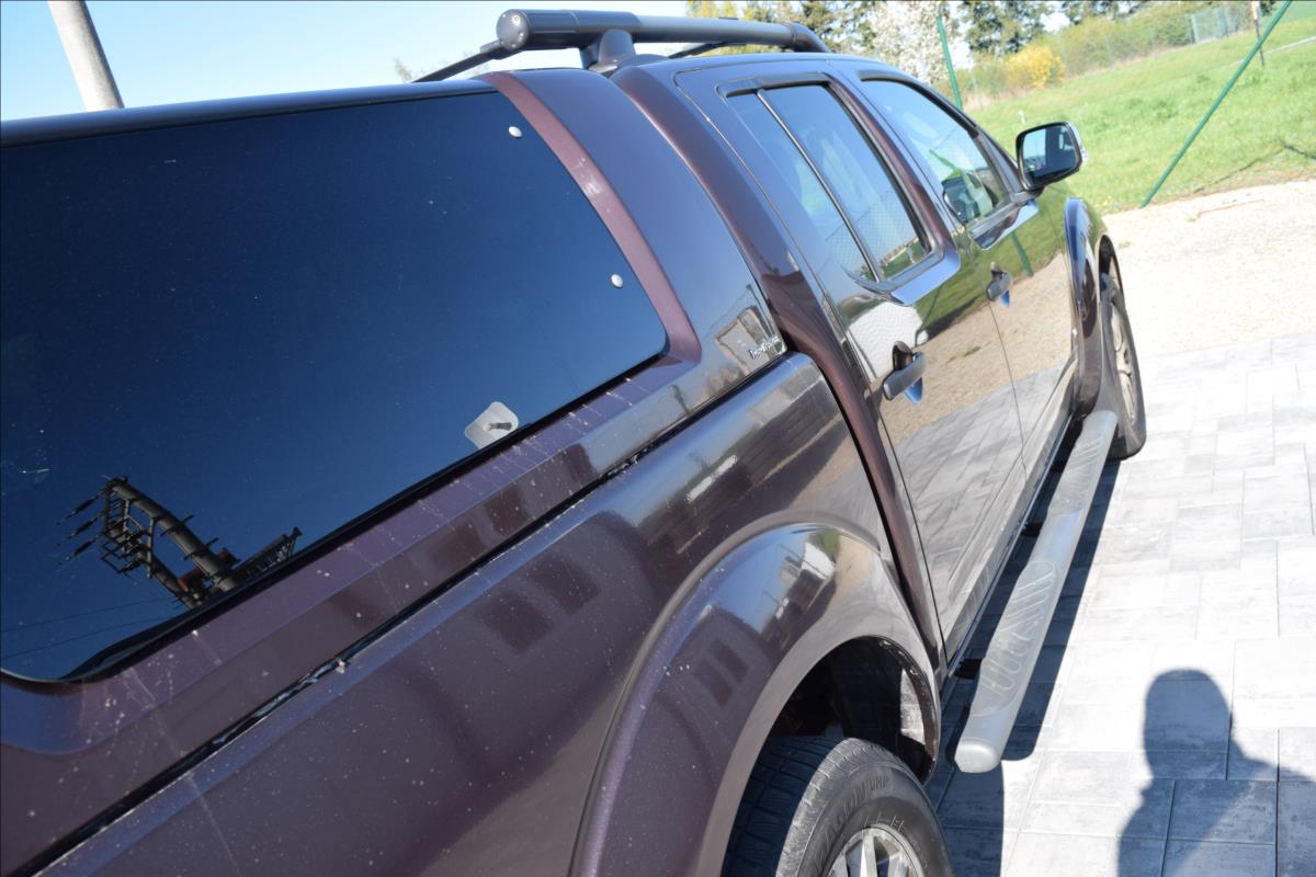 nissan-navara-3-0-dci-v6-170kw-tazne-4x4-alu - 9