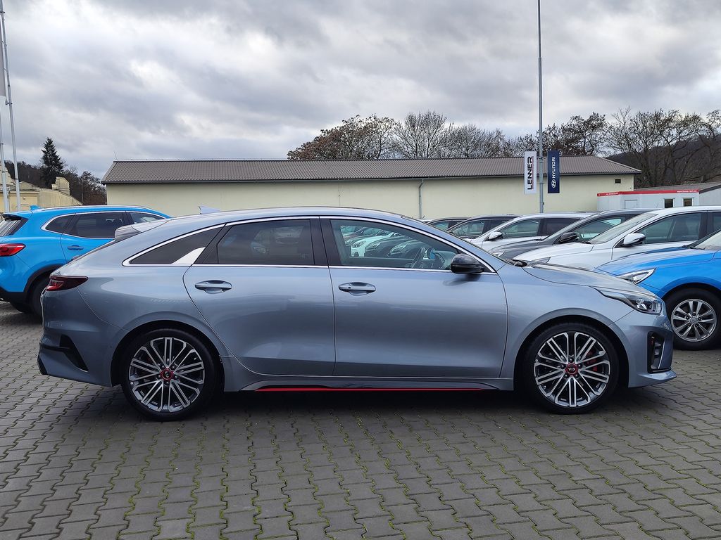 kia-pro-ceed-1-6-t-gdi-150kw-gt-dct - 3
