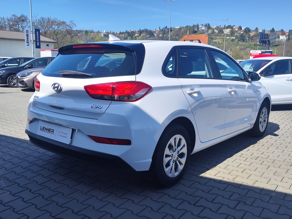 hyundai-i30-1-5i-81kw-start-plus - 4