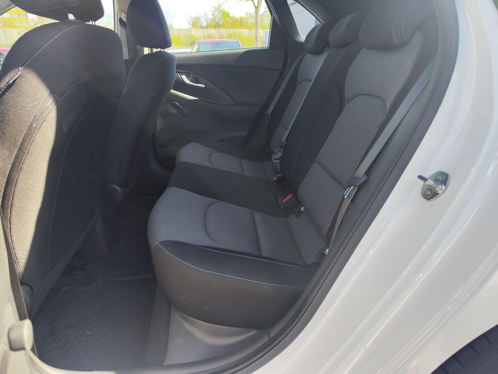 hyundai-i30-1-5i-81kw-start-plus - 9