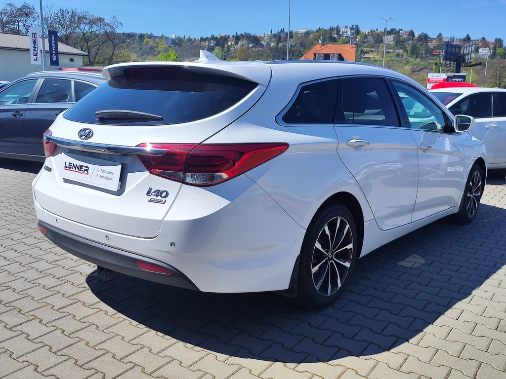 hyundai-i40-1-6-crdi-100kw-success-dct - 4
