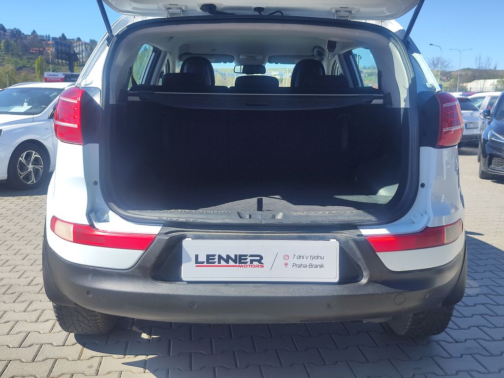 kia-sportage-2-0-crdi-100kw-4x4-cr - 8