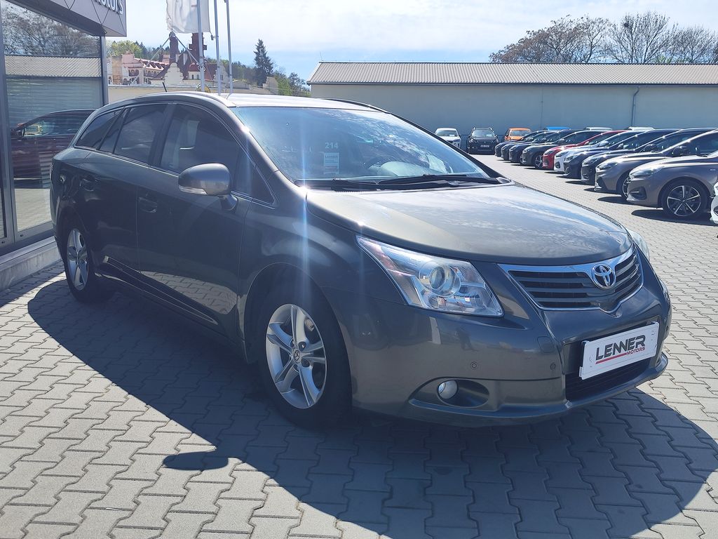 toyota-avensis-2-0-d4-d-93kw-business-navi-cr - 2