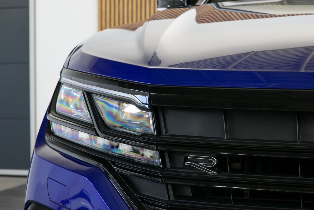volkswagen-touareg-3-0tdi-210kw-rline-web-pano-tz - 8