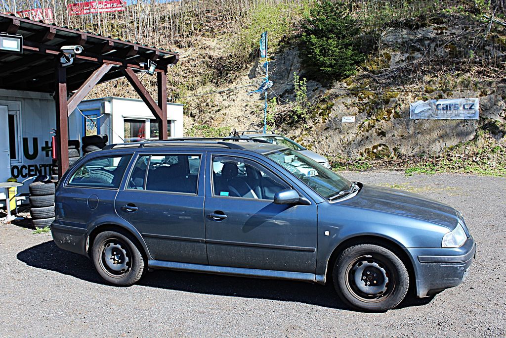 skoda-octavia-kombi-1-9-tdi-66-kw - 2