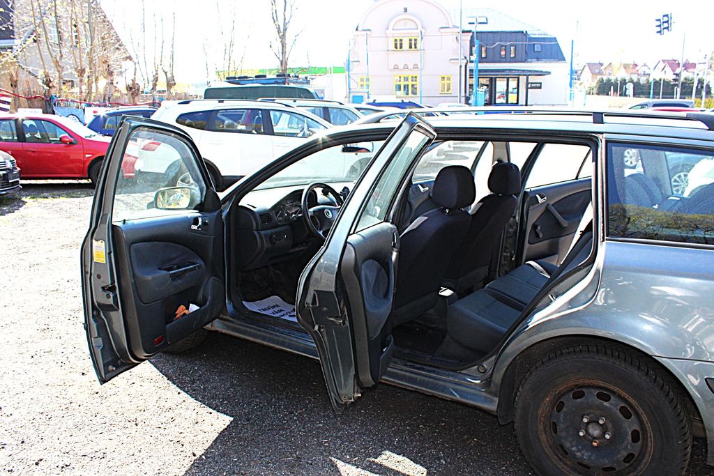 skoda-octavia-kombi-1-9-tdi-66-kw - 7