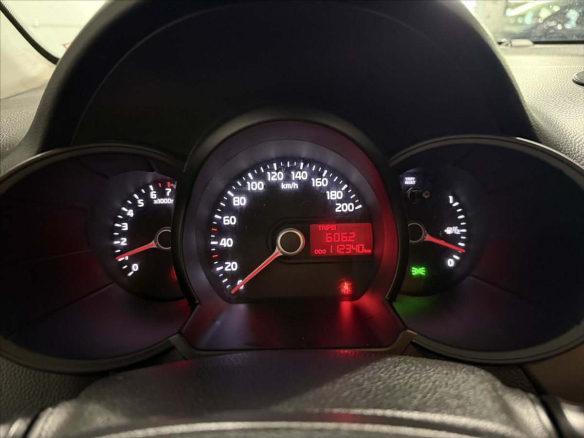 kia-picanto-1-0-i-klima-tazne-nova-stk - 8