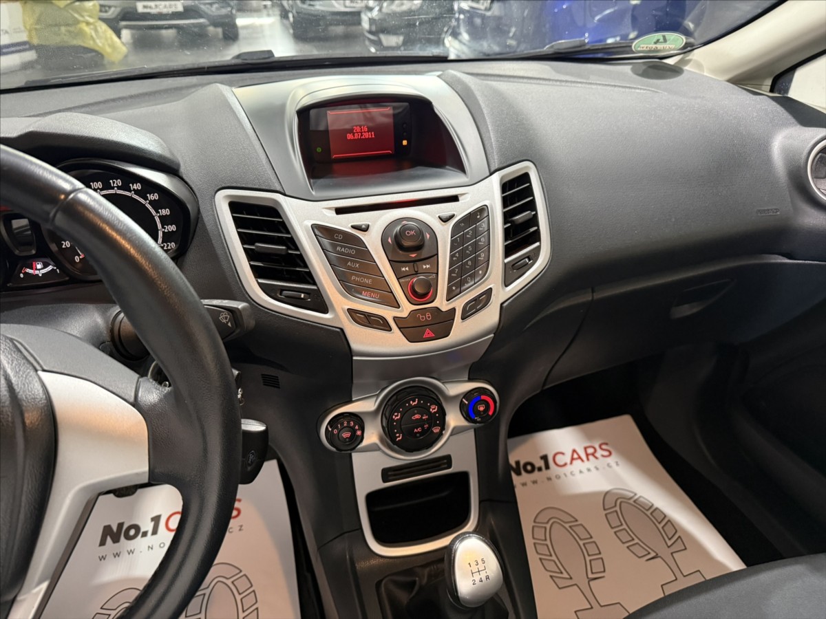 ford-fiesta-1-2-i-rs-alu-vyhrev-nova-stk - 9