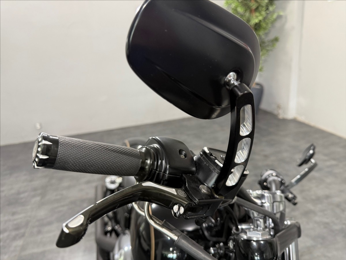 harley-davidson-1-6-street-bob - 7