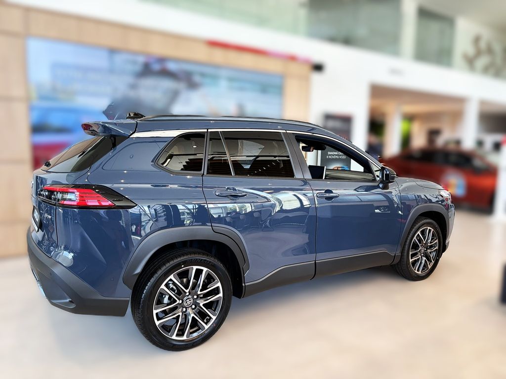 toyota-corolla-executive-pakiet-skyview - 3