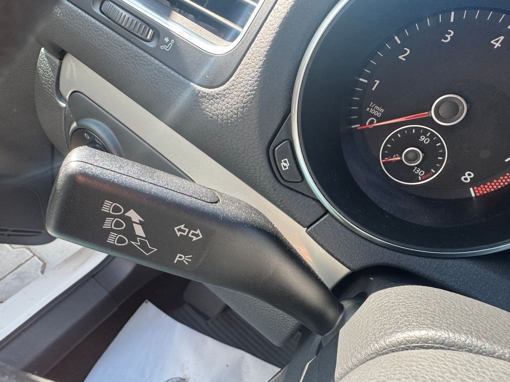 volkswagen-golf-1-4-16v-trendline - 8