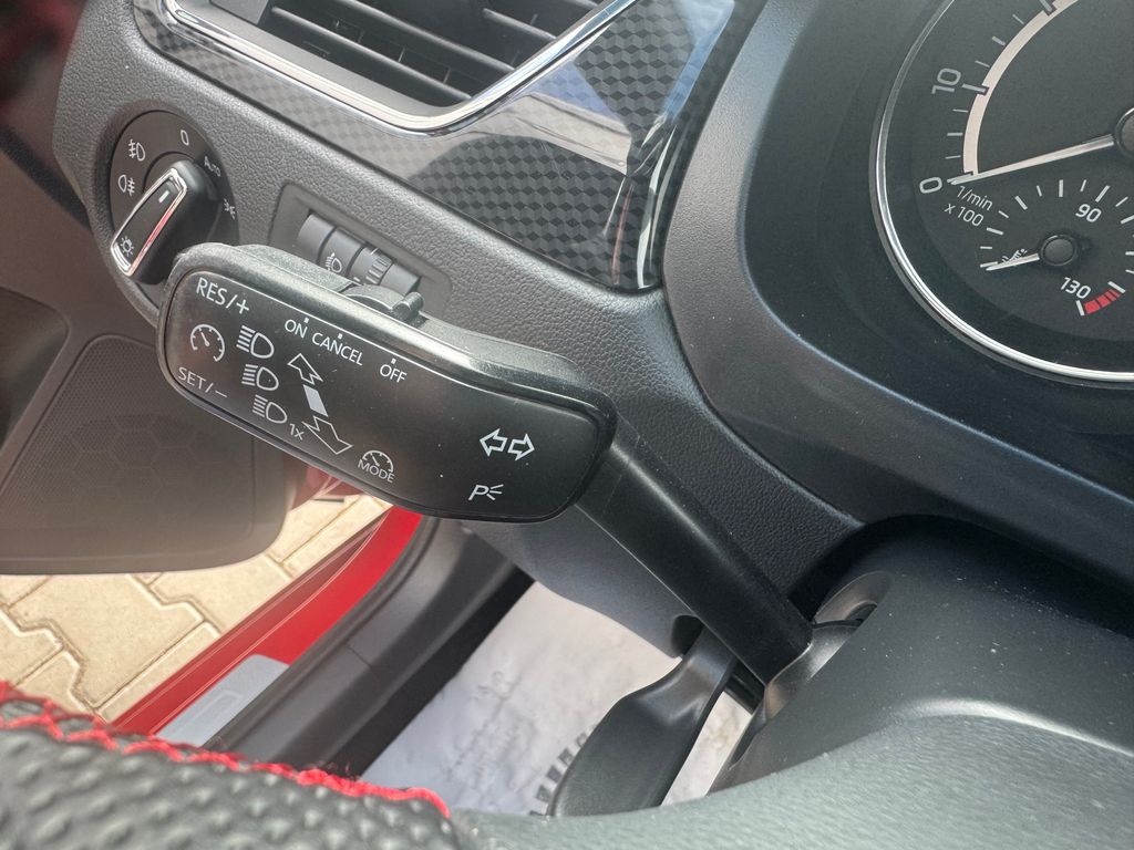 skoda-rapid-spb-1-0-tsi-monte-carlo - 8