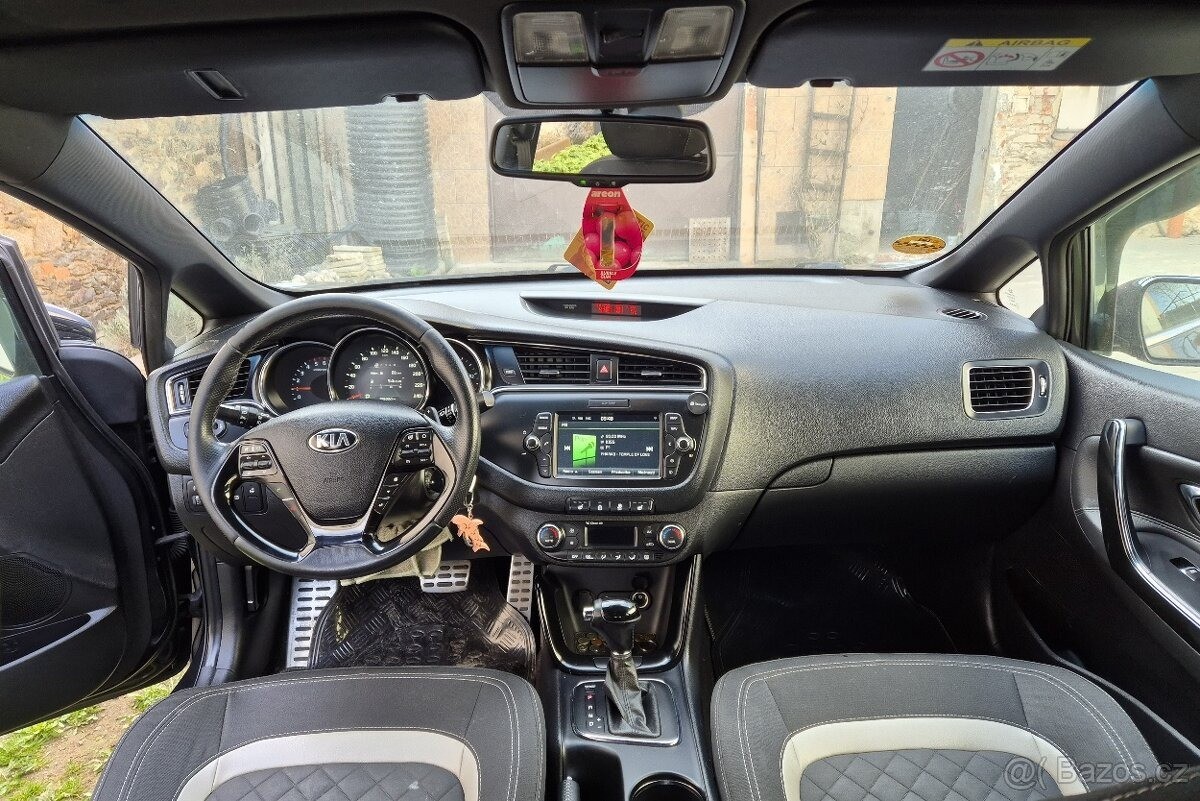 kia-ceed-1-6-crdi-100-kw - 3