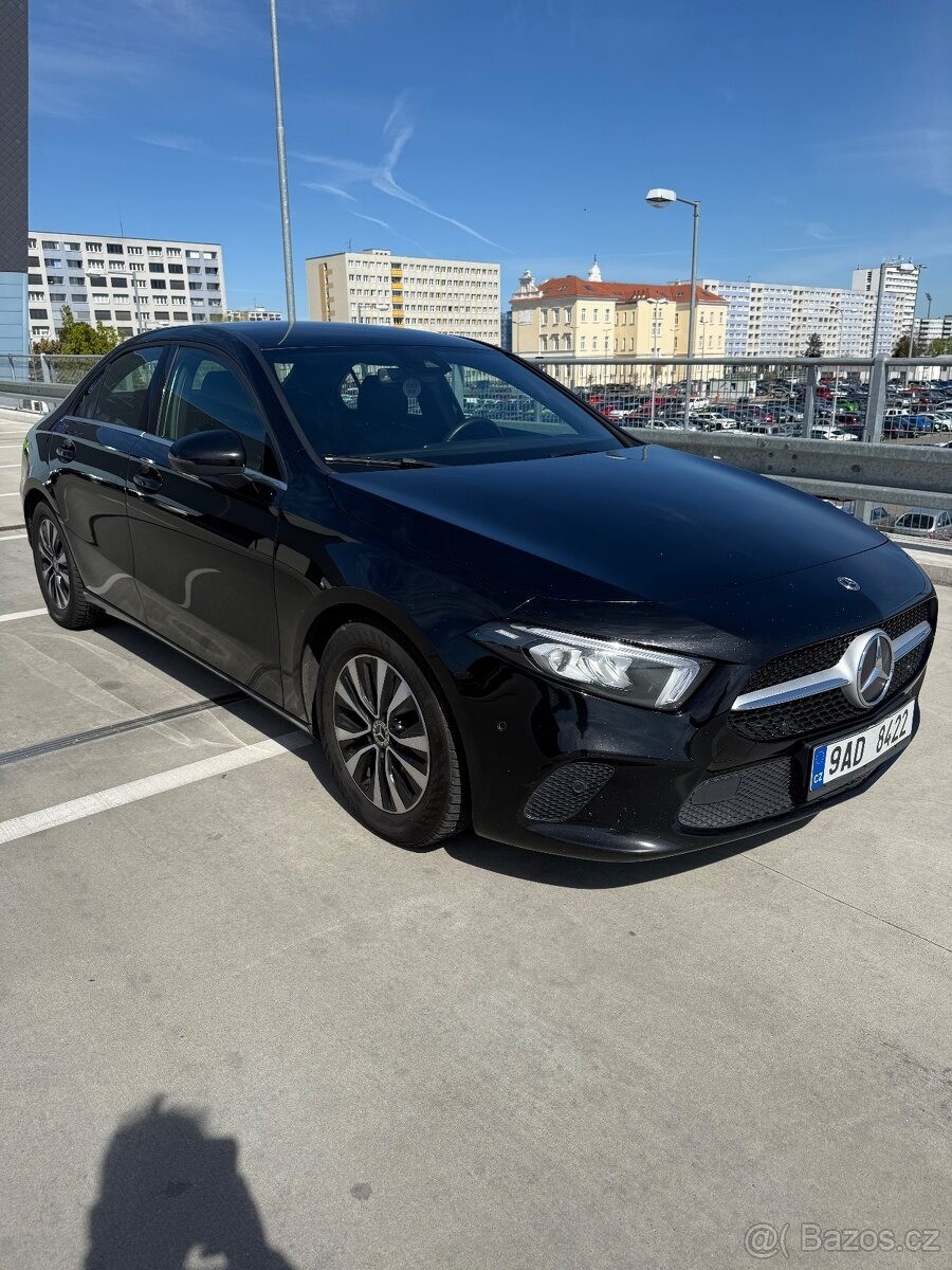 mercedes-benz-tridy-a-1-8-a180-d-sedan-2022-top-stav - 3