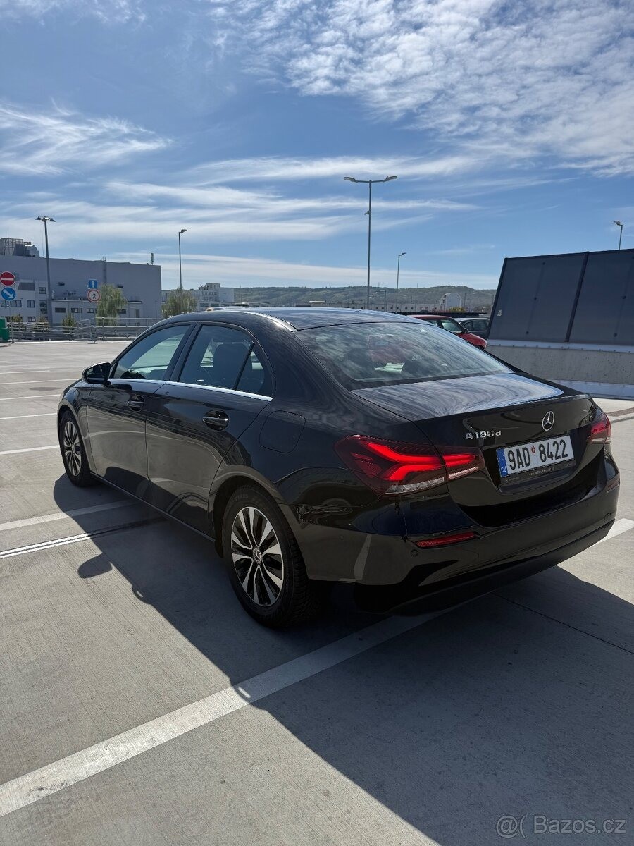 mercedes-benz-tridy-a-1-8-a180-d-sedan-2022-top-stav - 7