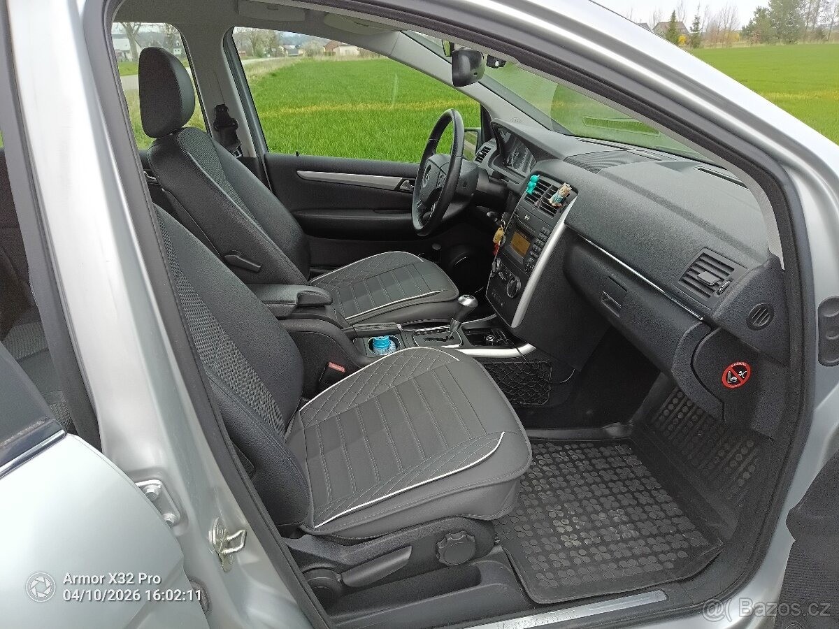 mercedes-benz-tridy-b - 2