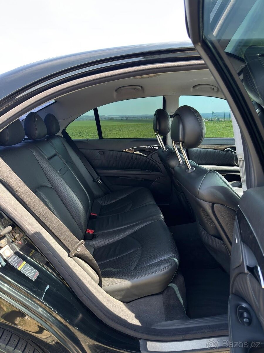 mercedes-benz-tridy-e-w211-e500 - 1