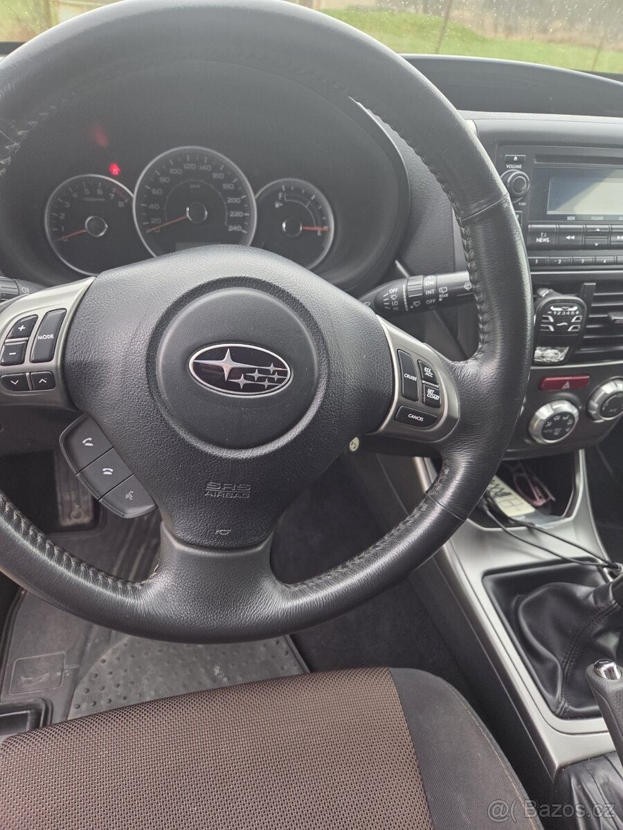 subaru-impreza-2-0-xv - 8