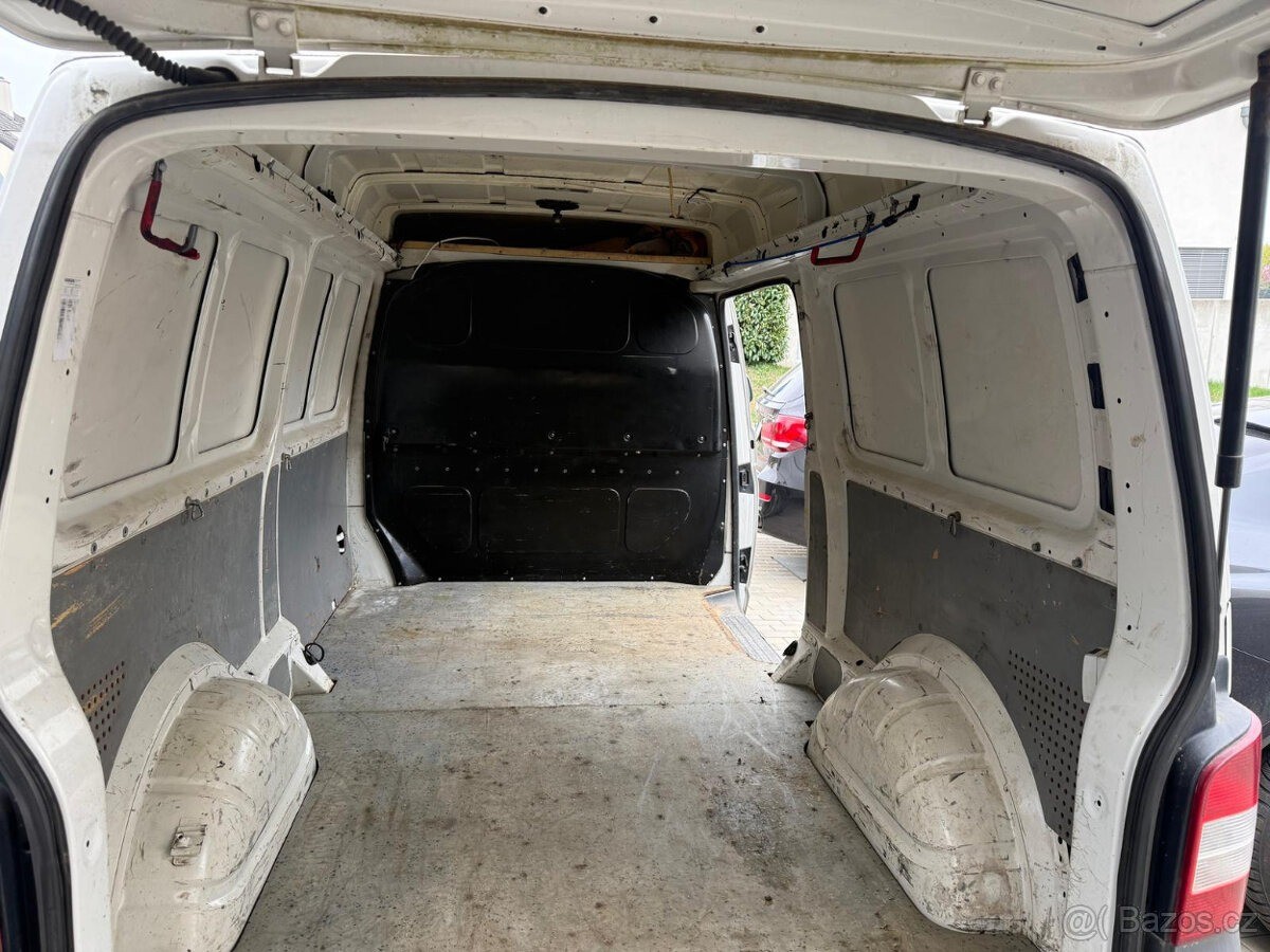 volkswagen-transporter-2-0 - 5