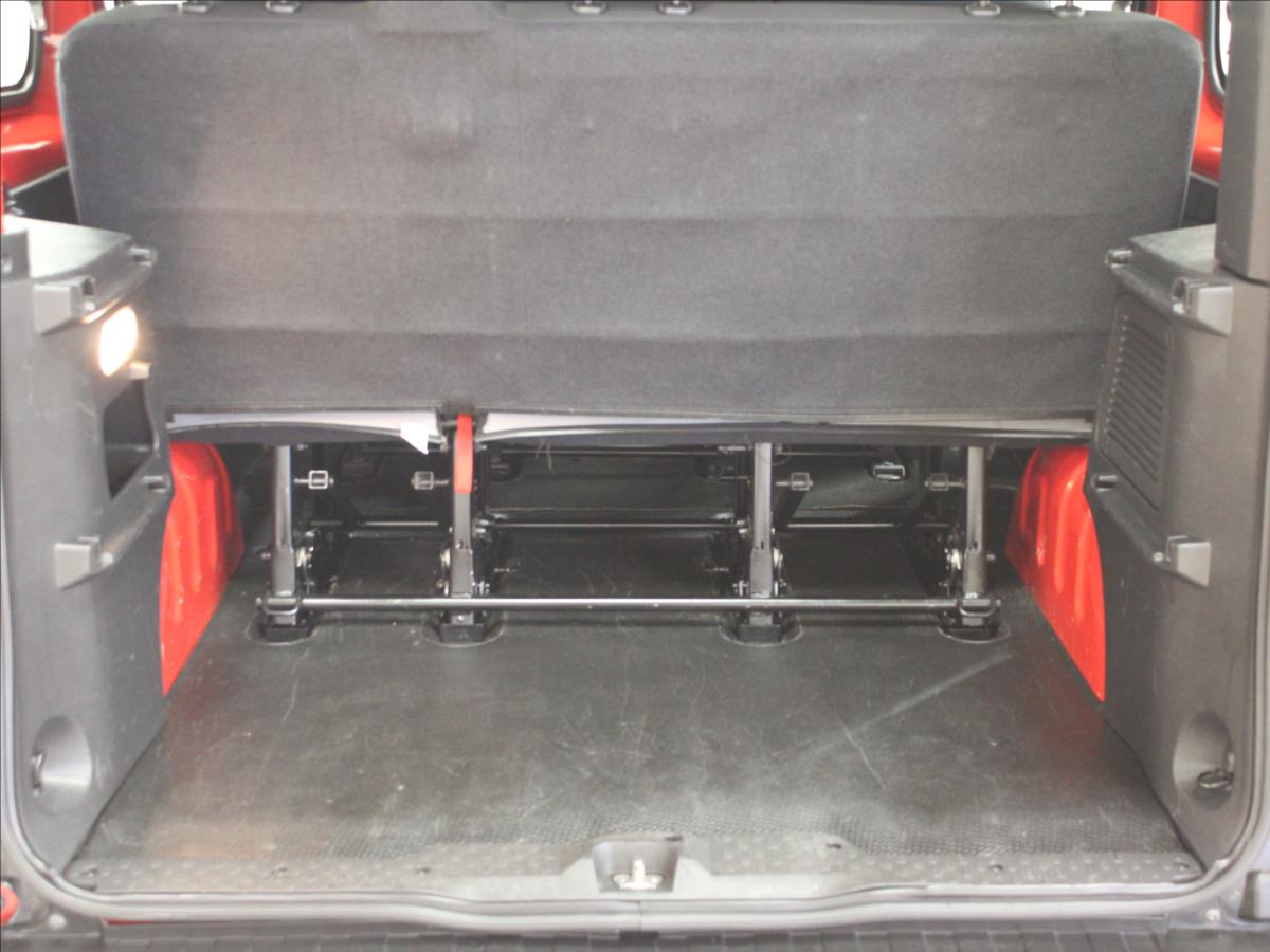 renault-trafic-2-0-dci-120-energy-led-9-mist - 7