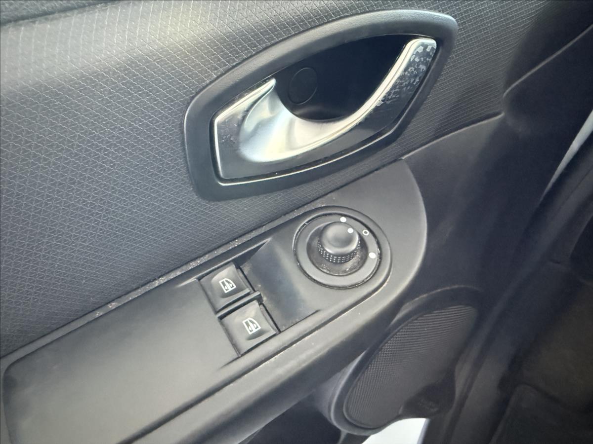 renault-clio-1-5-dci-servisni-knizka - 9