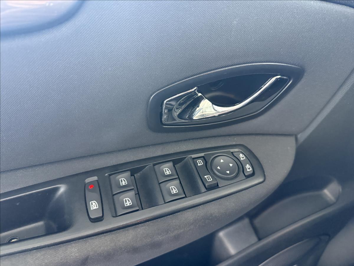 renault-scenic-1-5-dci-81kw-servika-limited - 9